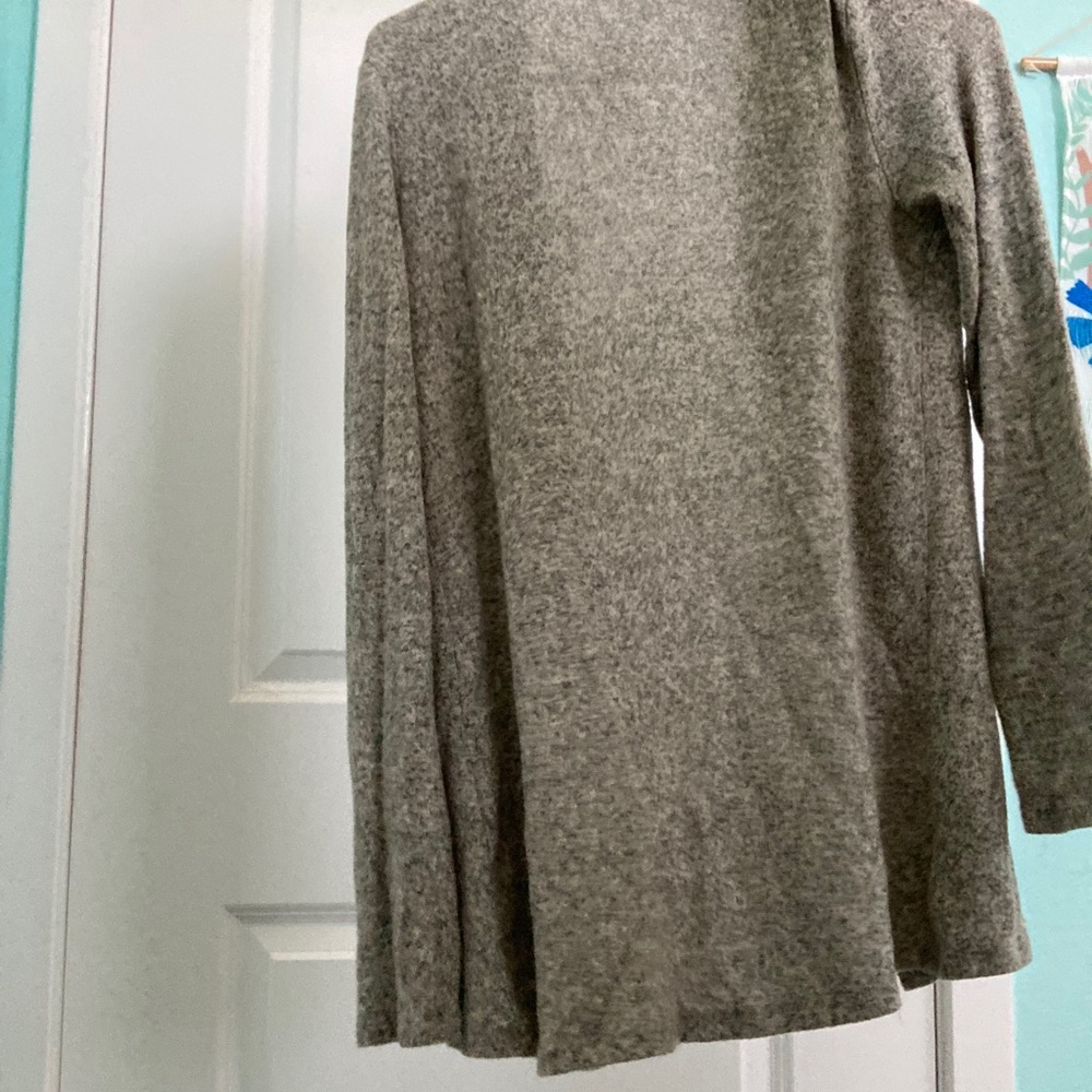 Cardigan - Picture 3 of 5